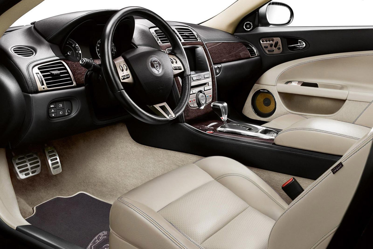 Fast Cars Online Jaguar Xj220 Interior