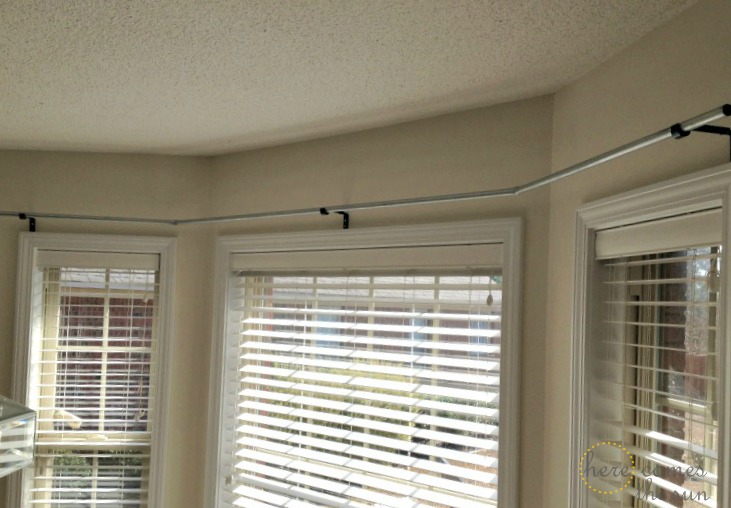 How to Decorate a Rental Bold Curtains and a DIY Bay Window Curtain