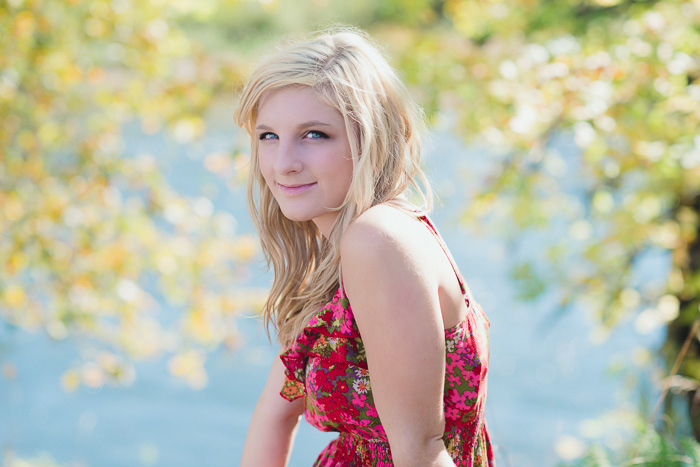 blue eyes and pretty fall colors senior portraits