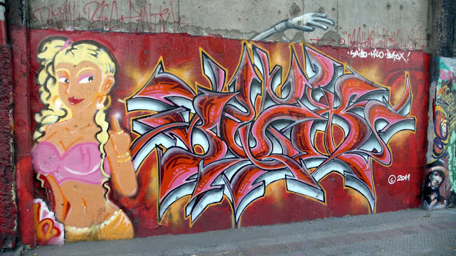 street art santiago de chile estacion central graffiti arte callejero