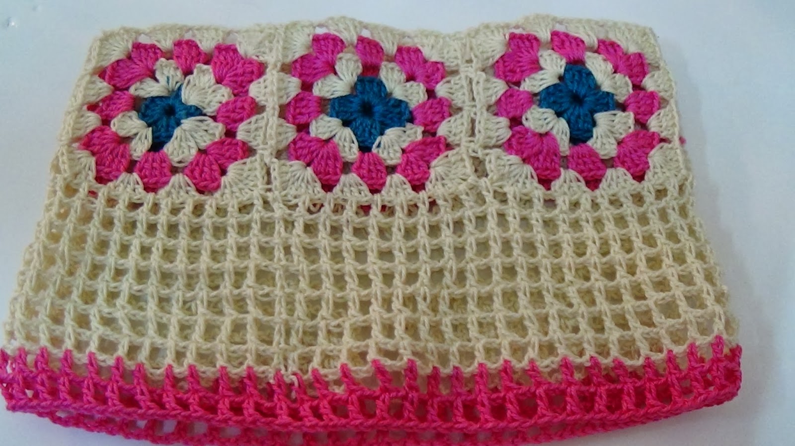 The Crochet World: CROCHET GRANNY SQUARE SKIRT