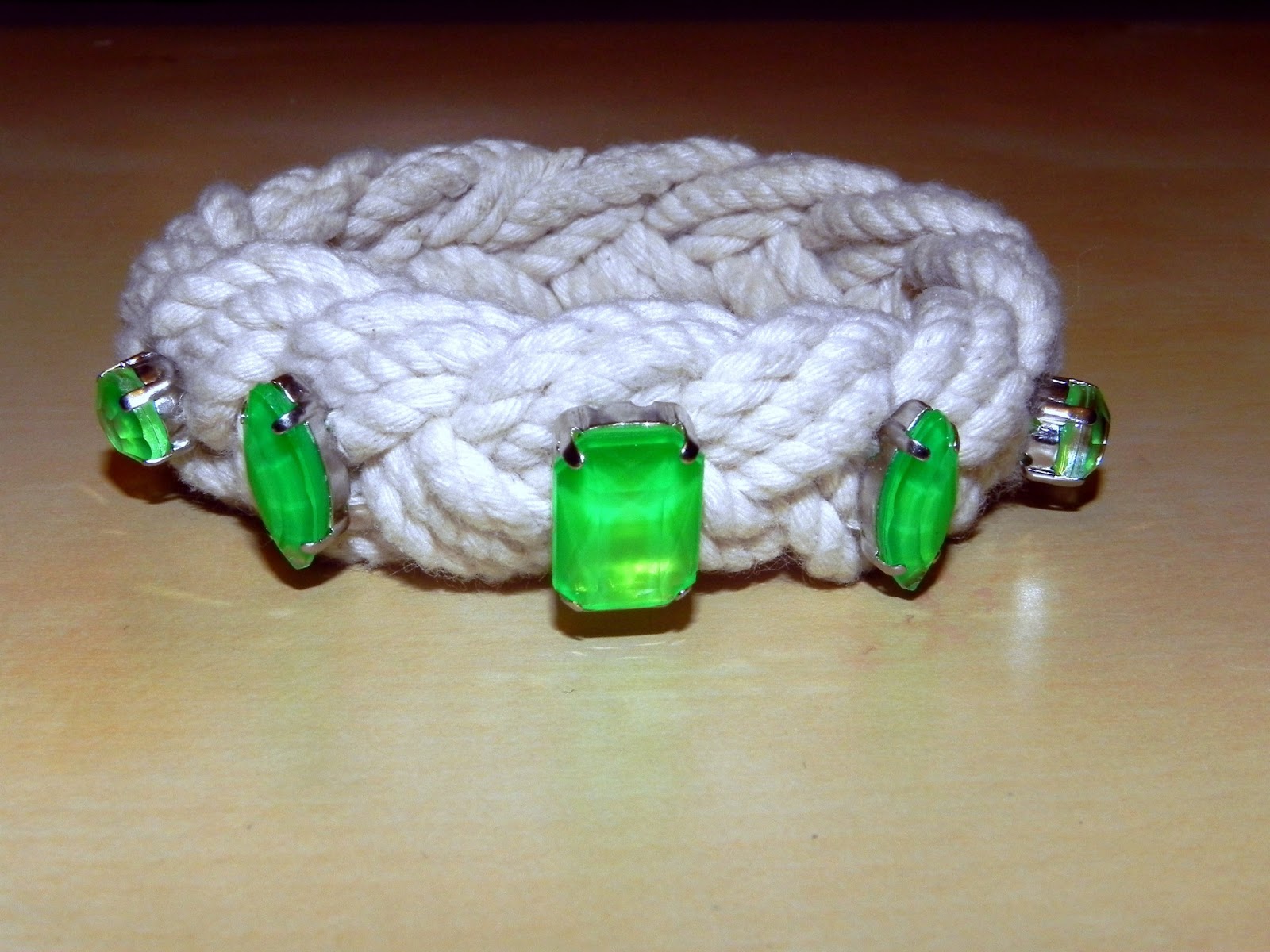 Smart n Snazzy DIY Emerald Bling Sailor's Knot Bracelet