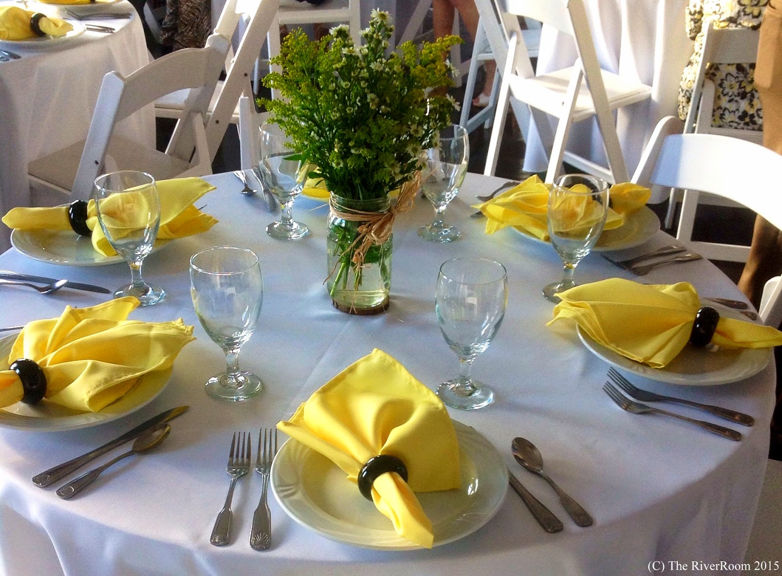 35 Table Decoration Ideas In Green And Yellow Color