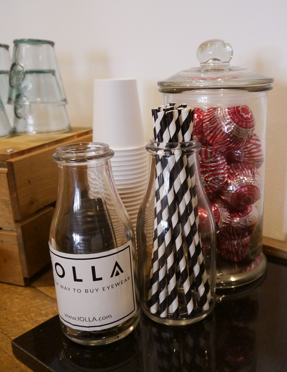 Grab a coffee while you wait- honesty bar at IOLLA, Glasgow IOLLA, eyewear, honesty bar, optical showroom, affordable glasses, Glasgow, show room, Finnieston, blogger favourite