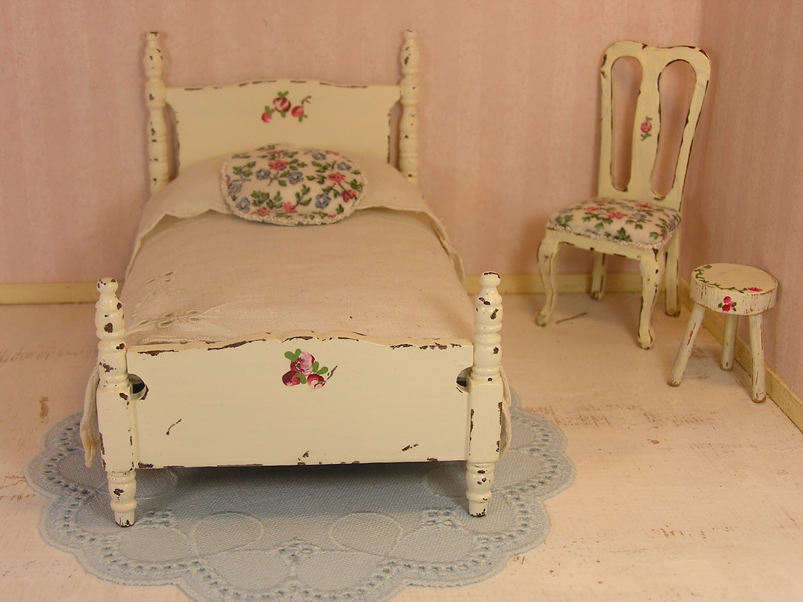 DOLLHOUSE MINIATURES FOREVER