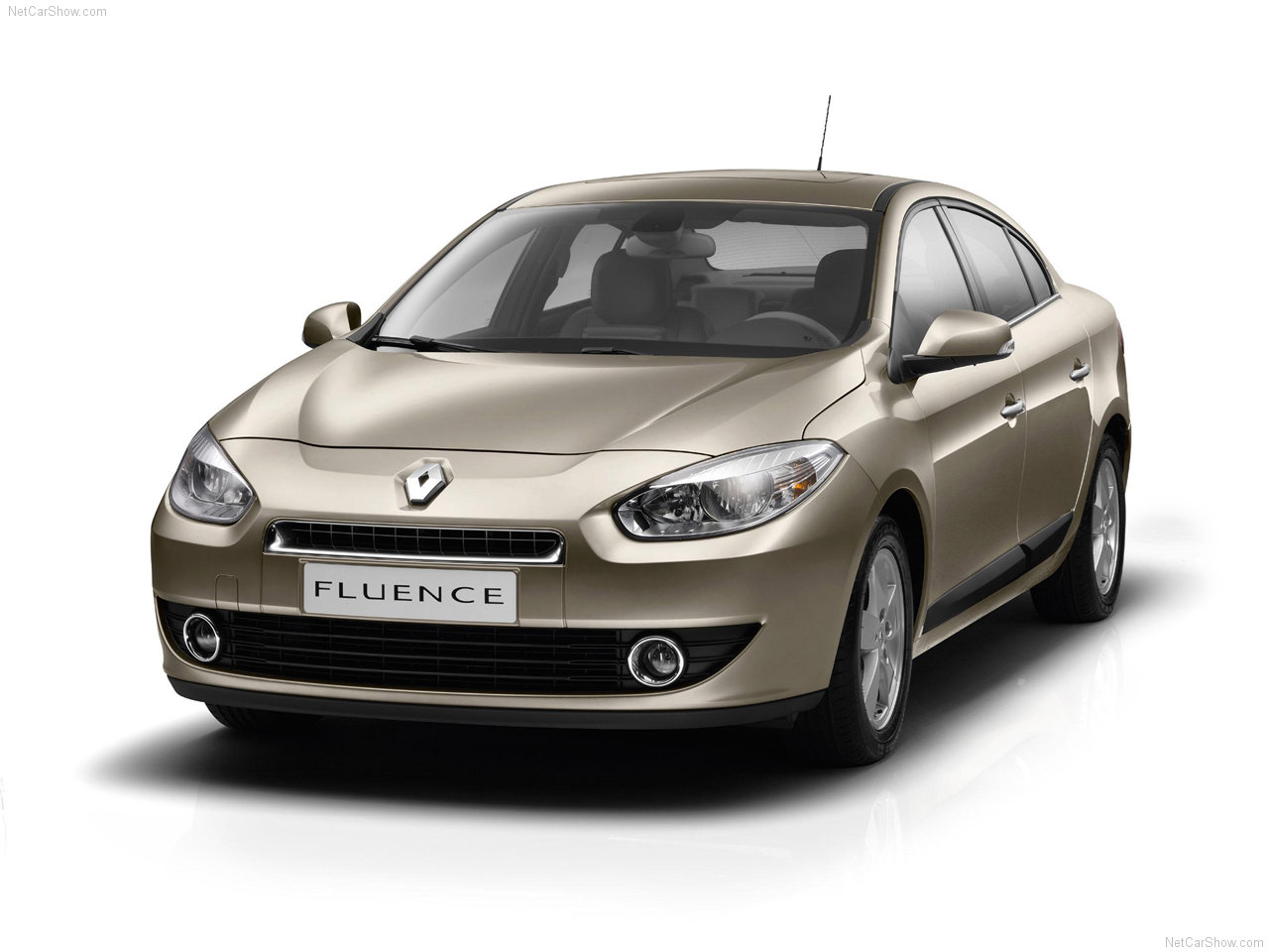 http://4.bp.blogspot.com/-HqMYbSmYhig/TZW4XbKwVRI/AAAAAAAABmI/fxBfLYiHG5c/s1600/Renault-Fluence_2010_1280x960_wallpaper_01.jpg