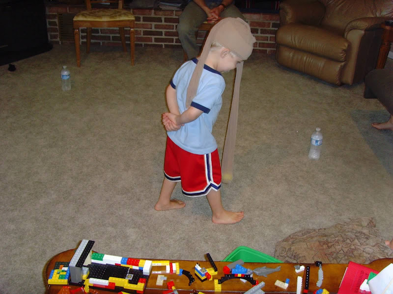 Baby Brainstorm Elephant Walk Game