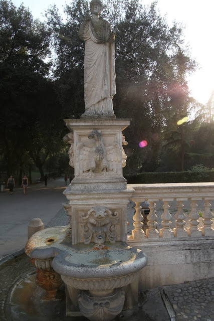 Water fountain in front of Villa Borghese Gallery in Rome, Italy Water fountain in front of Villa Borghese Gallery in Rome, Italy