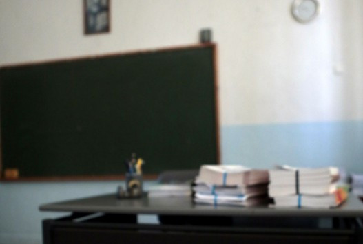 Πρώτο κουδούνι με 25.000 κενές θέσεις   Τραγικές ελλείψεις στα σχολεία