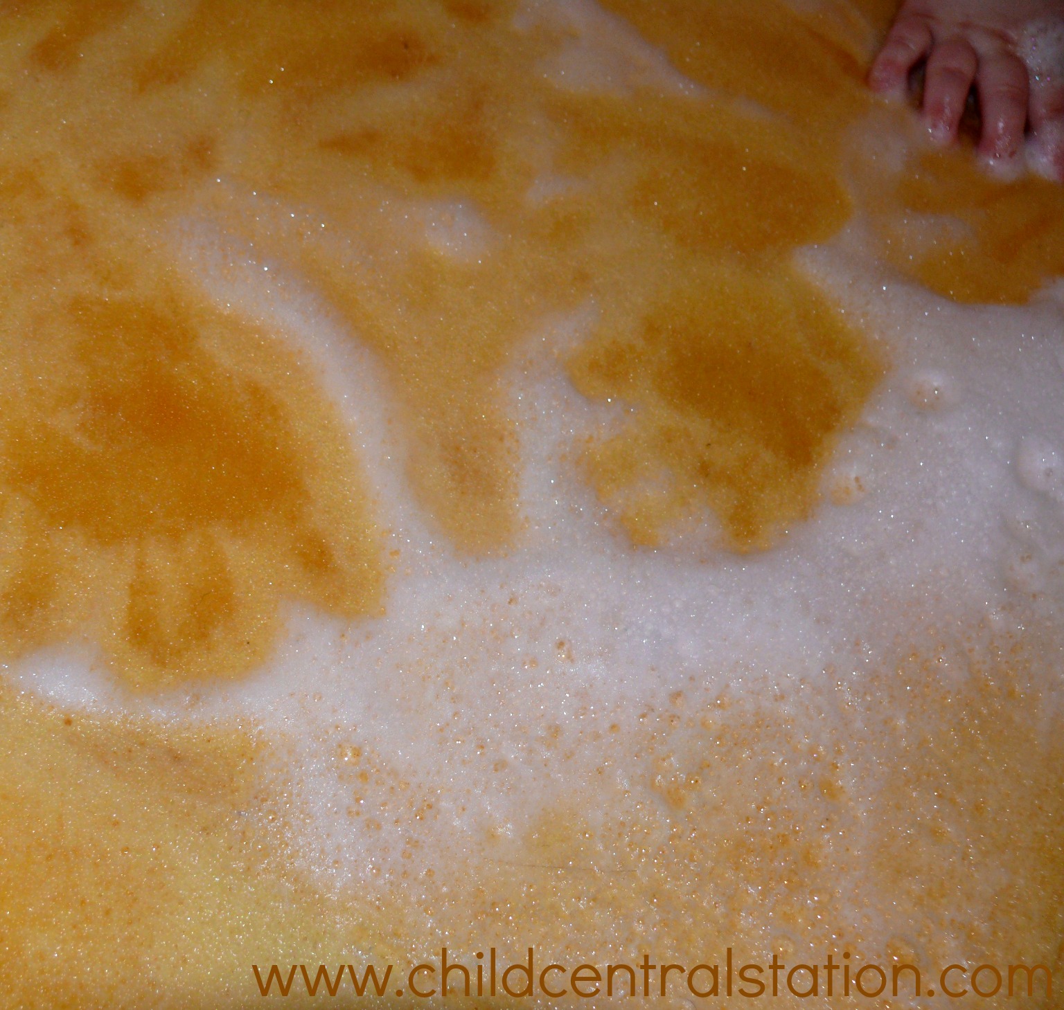 Foamy Bubbles! Water Table for Infants and Toddlers Child Central Station