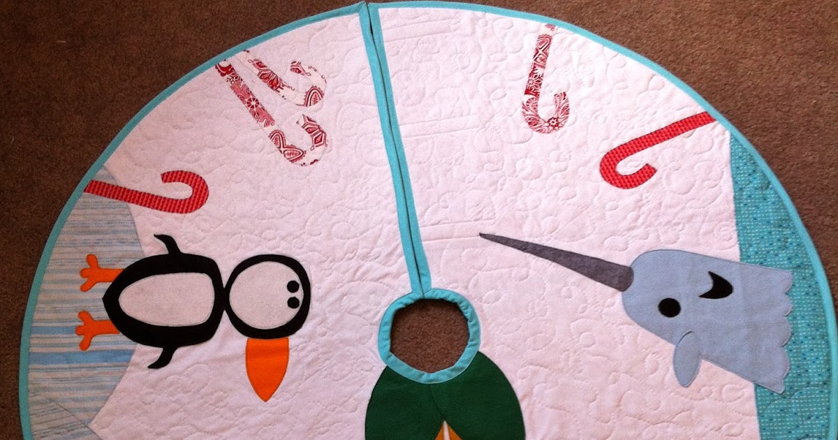 a little gray Buddy the Elf Tree Skirt Tutorial