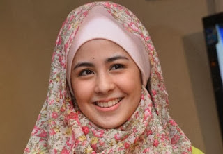 Foto Foto Artis Paling Cantik Berjilbab Berhijab Hot Girls Wallpaper Foto Foto Artis Paling Cantik Berjilbab Berhijab Hot Girls Wallpaper
