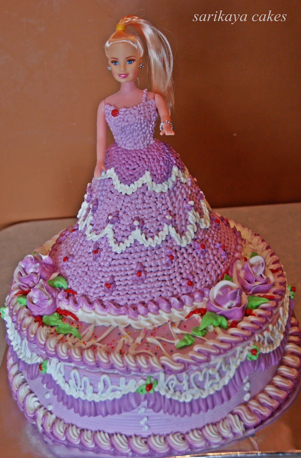 SARIKAYA BAKING AND COOKING KUE ULANG TAHUN BARBIE
