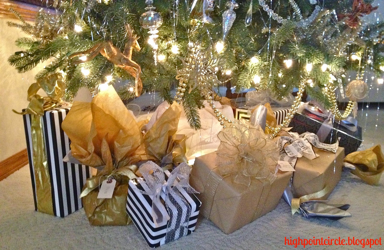 HIGHPOINT CIRCLE A SICK CHRISTMAS TREE