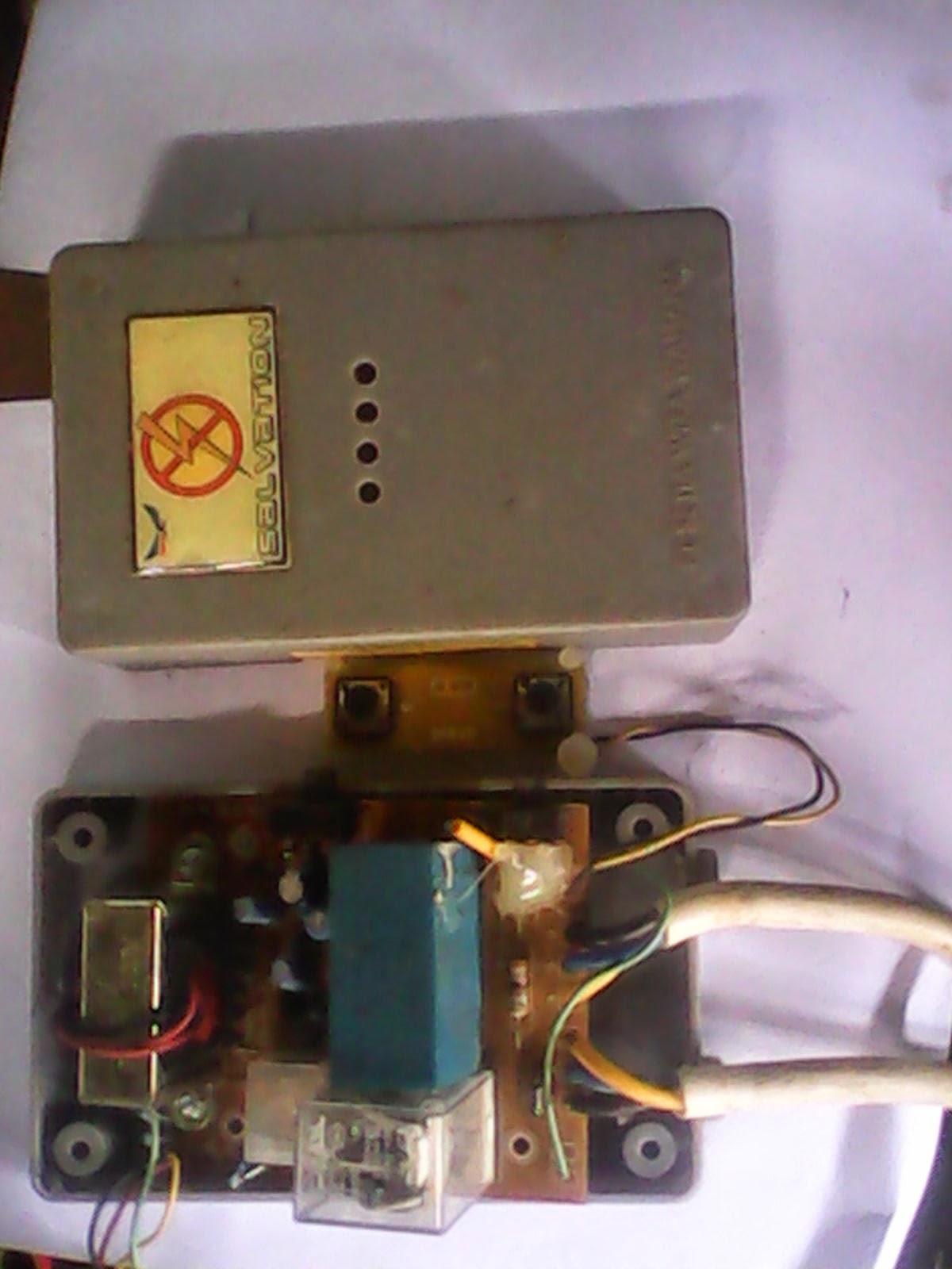 Cara Membuat Power Supply Variabel Dengan LM317 0 Volt