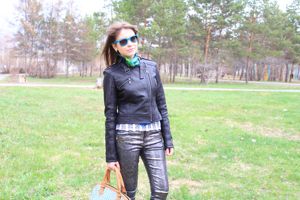Outfit, LIVE 2013, Zara, Tanners Avenue, Ray-Ban, Sunglasses, Trousers, Pants, Jeffrey Campbell, Desmond, Boots, Shoes, Scarf, Nucelle, Bag, Snake Print, Leather Jacket, Jacket