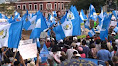Manifestacion en el Consulado de Guatemala en Chile.