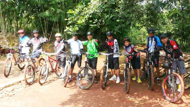 Komunitas Sepeda Harapan Indah