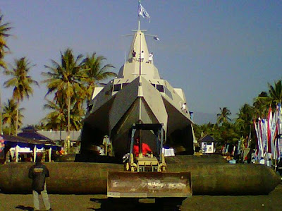KCR Trimaran Klewang di indonesiaproud wordpress com KCR Trimaran Klewang di indonesiaproud wordpress com