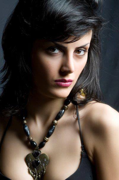mandana karimi hot wallpapers