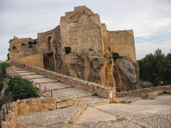 EXCURSIÓN AL POBLADO IBERO DE LA BASTIDA DE LES ALCUSSES Amigos Nau Gran