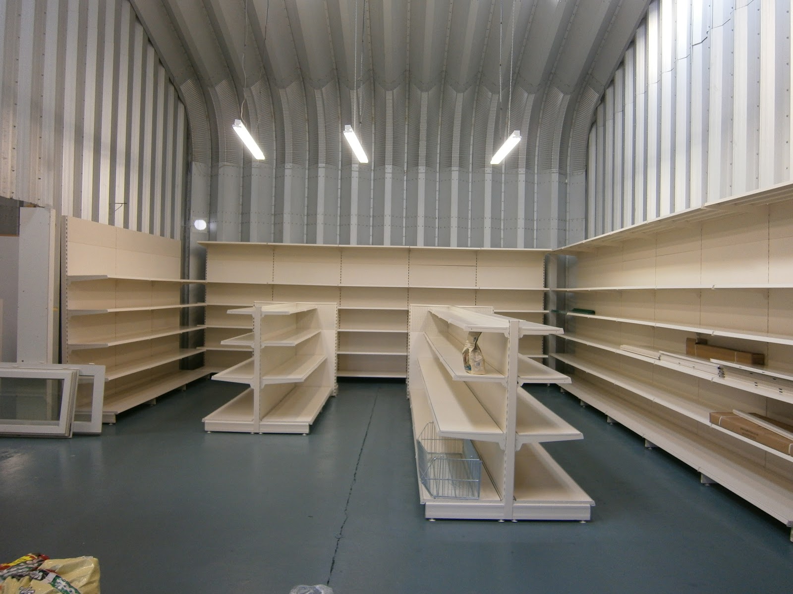 Experts in shop fitting & shop shelving Shopfittings for a Cambridge pet food