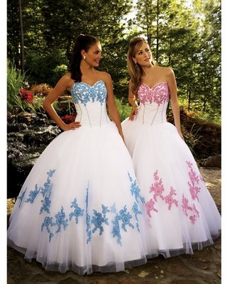 Moda moderna y mas: Vestido de 15 años - Color Blanco/Rosado