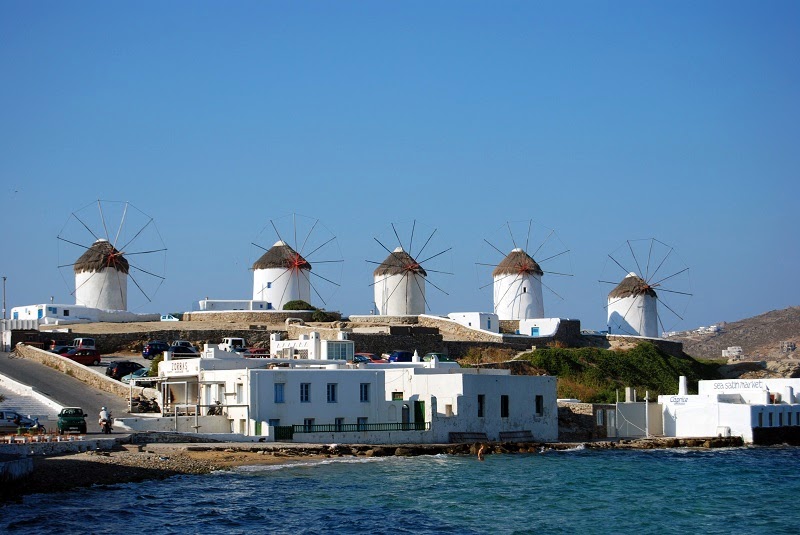 A Vacationer's Paradise in Mykonos Island, (Hellas) Greece A Vacationer's Paradise in Mykonos Island, (Hellas) Greece