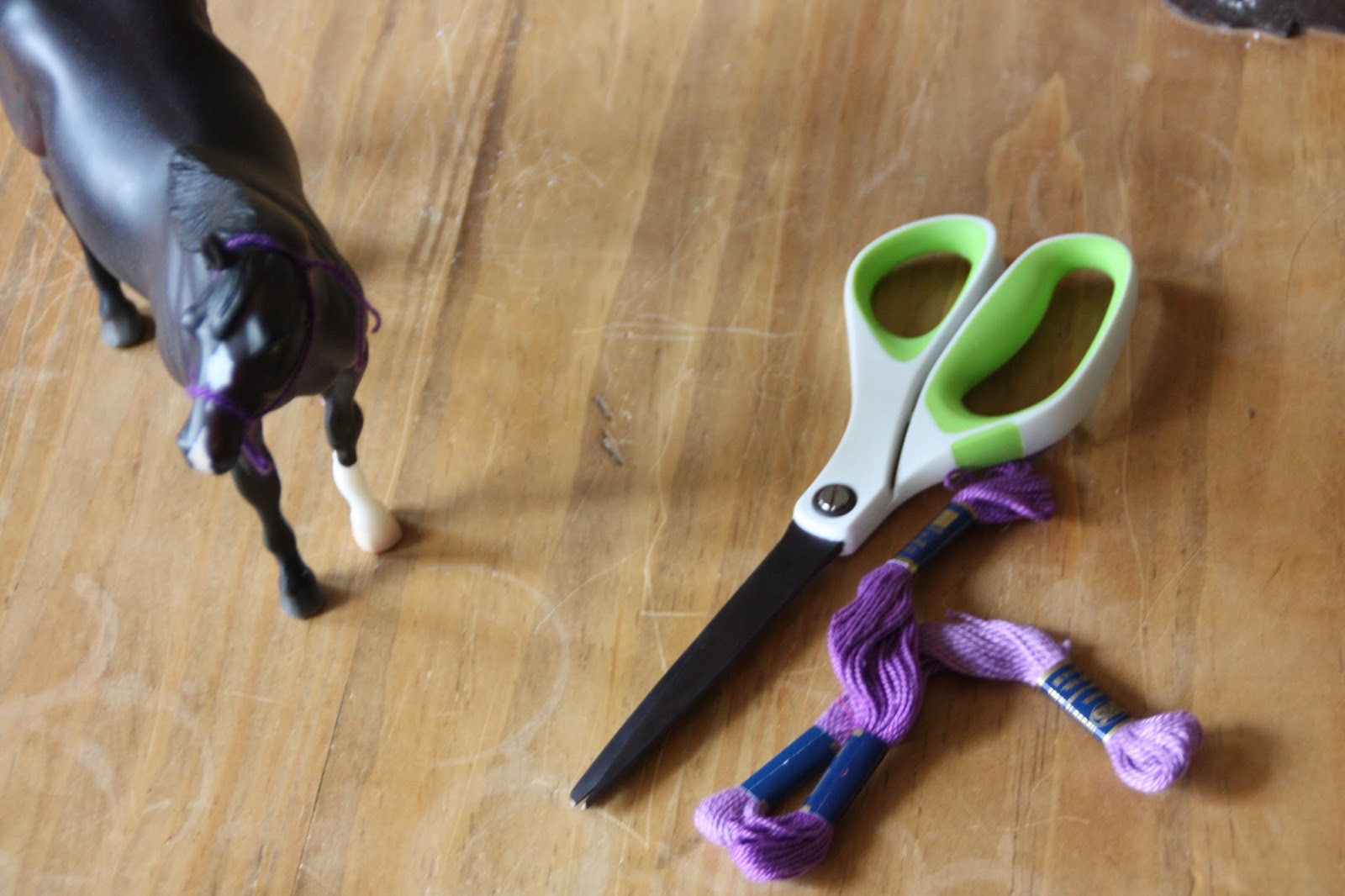 Bits and Spurs DIY Rope Halter Tutorial