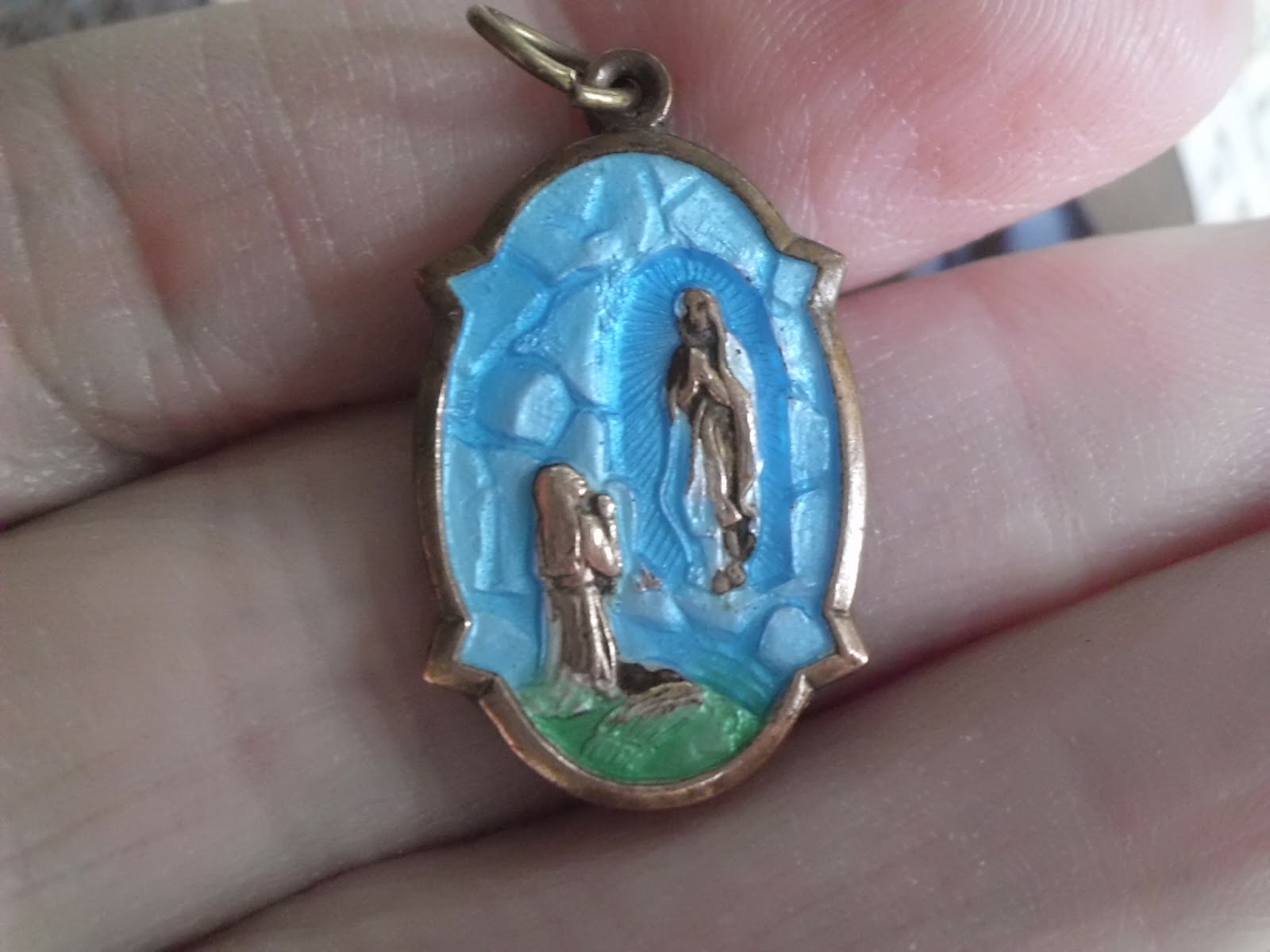 Vintage Religious Medals Beautiful Vintage Virgin Mary Lourdes Scene