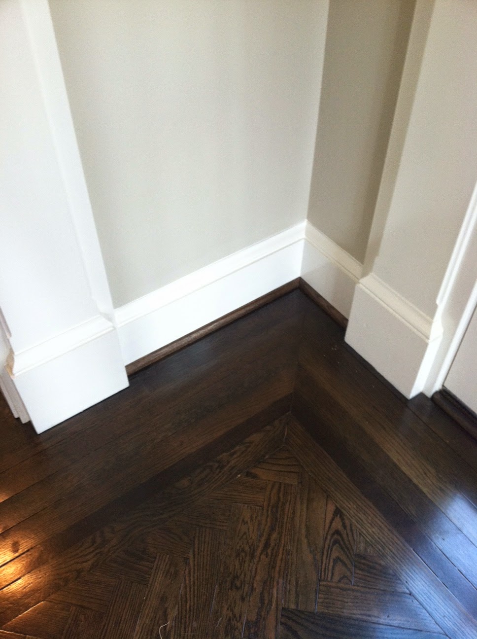 Haute Indoor Couture Shoe Molding