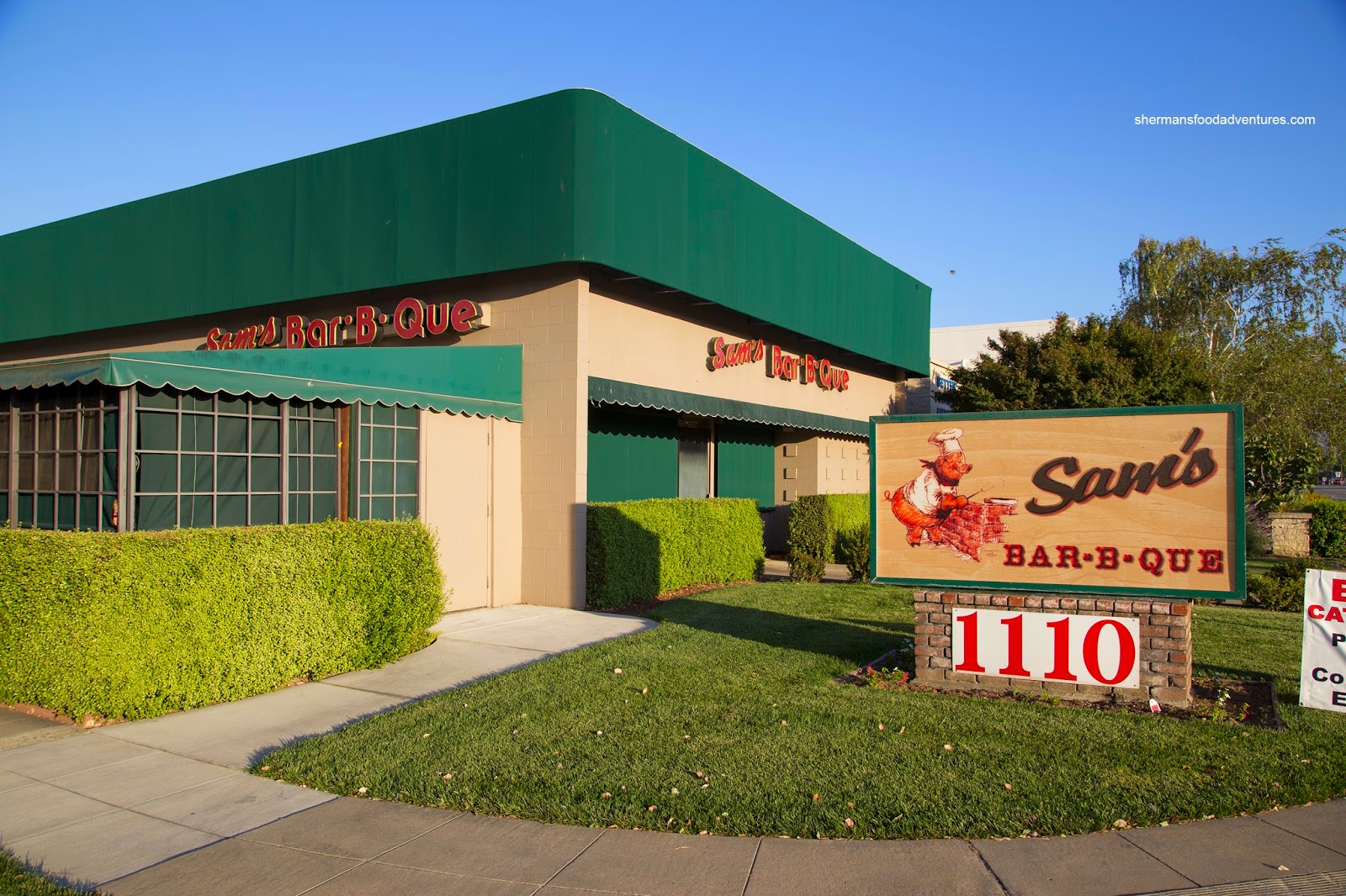 Sherman's Food Adventures Sam's BarBQue