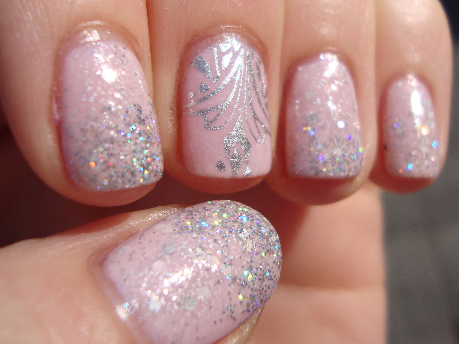 Marias Nail Art and Polish Blog Guest Post by Karen Nail Call