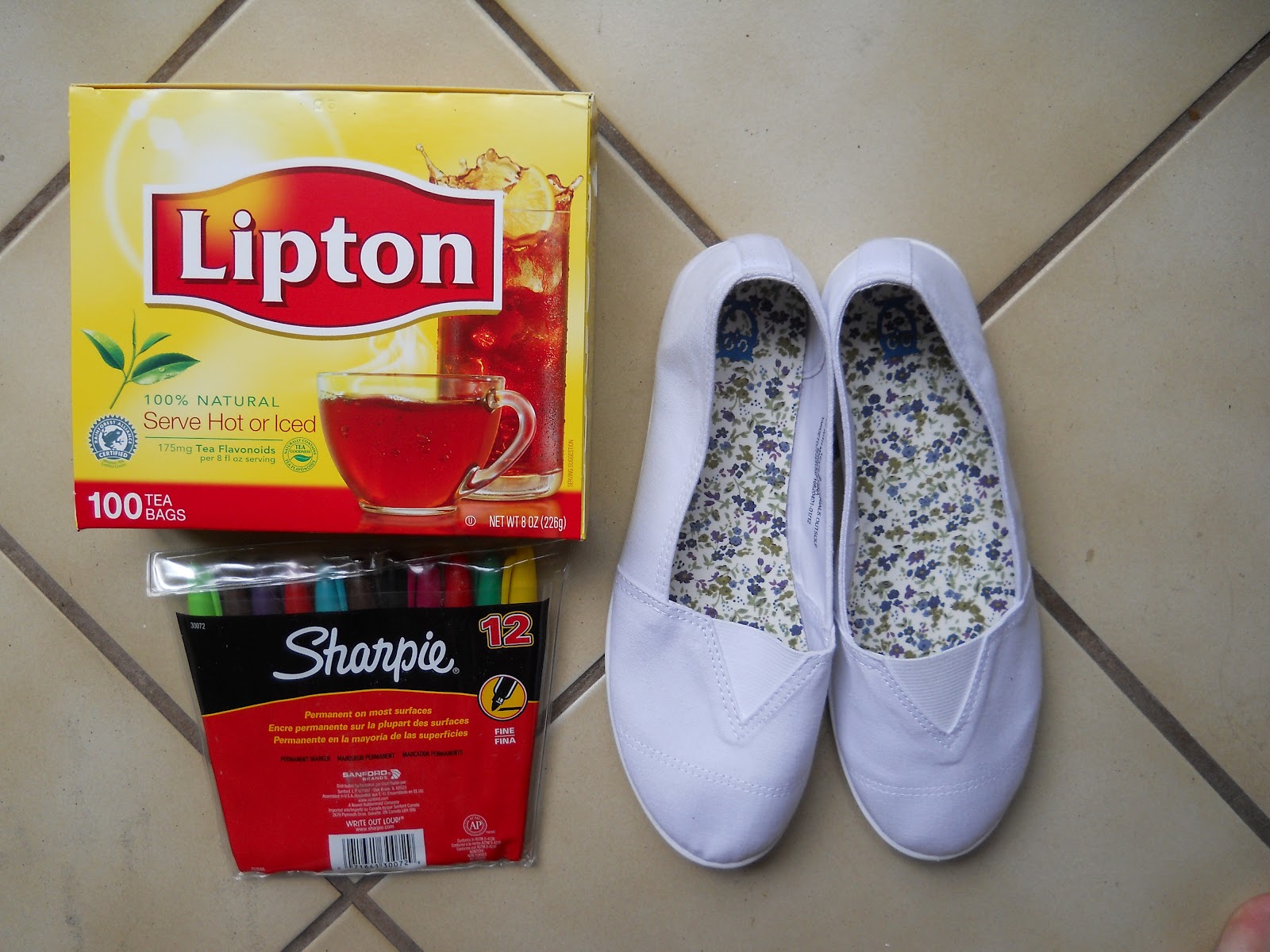 I Told You Sew Tea Stained &quot;TOMS&quot; Shoes A Tutorial