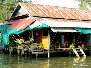 MERCADO FLOTANTE DE AMPHAWA. TAILANDIA