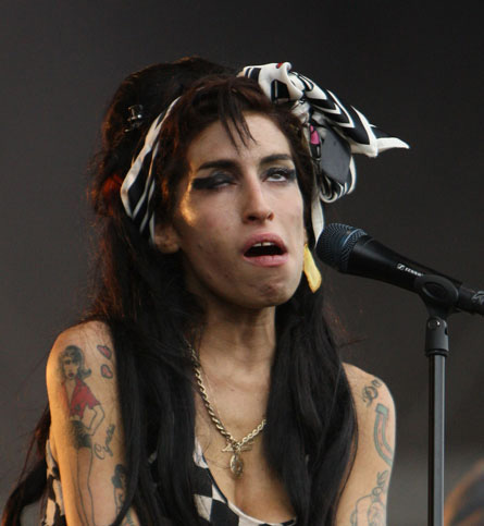 Amy Winehouse Dies