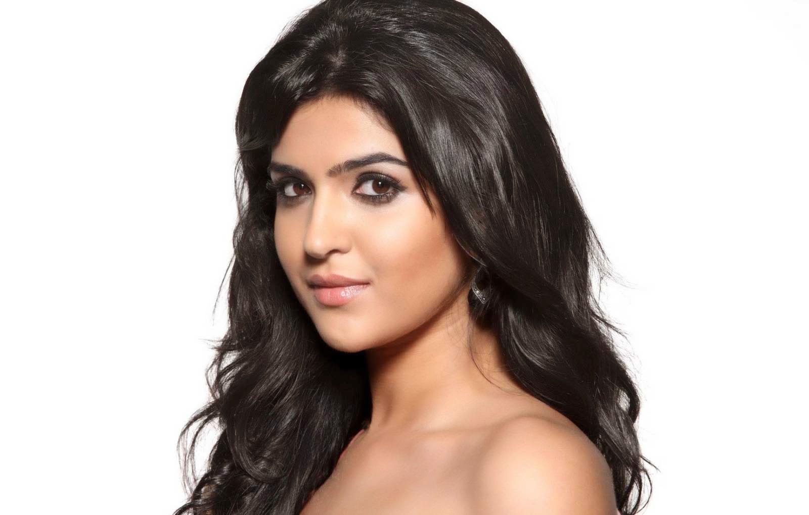 Deeksha Seth Hot HD Wallpapers 2014 Deeksha Seth Hot HD Wallpapers 2014