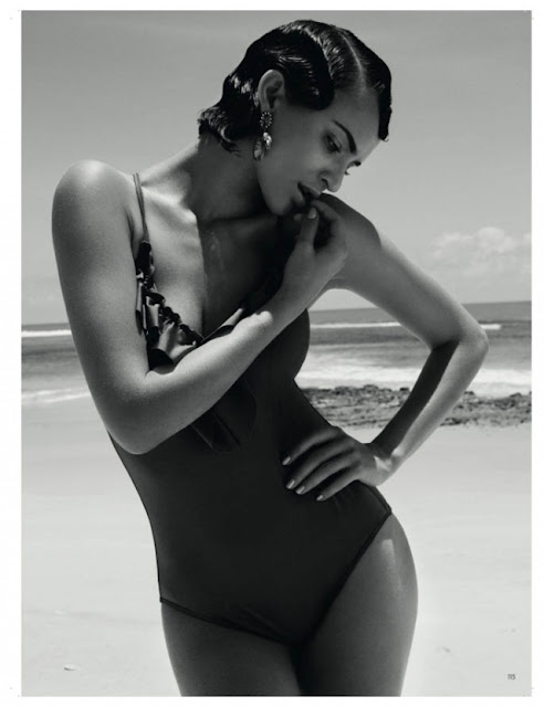 Черно-белые фотографии модели Селии Беккер