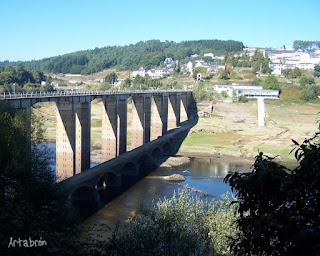 Portomarín. Puente sobre el embalse de Belesar