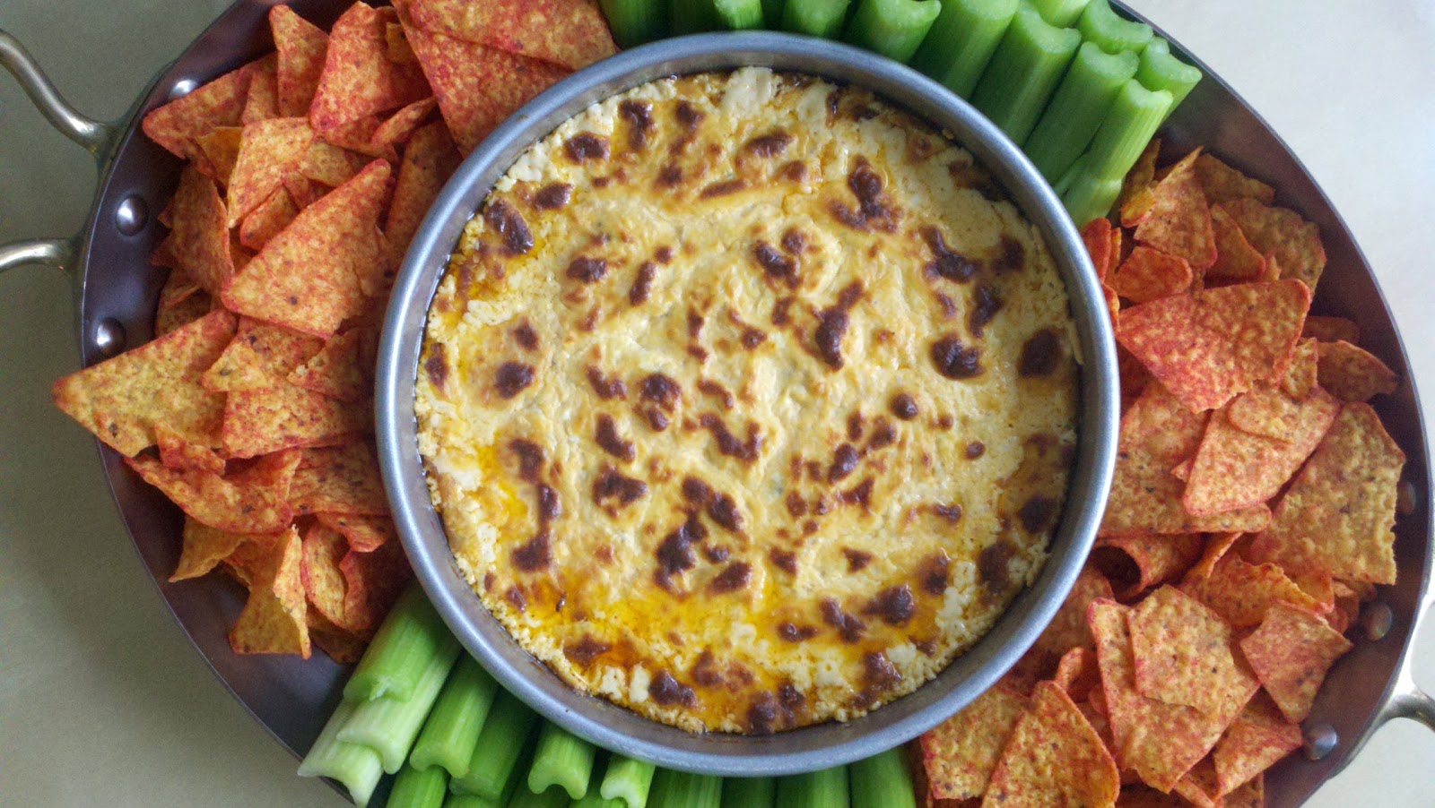 buffalo chicken dip with doritos