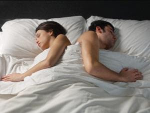 Tau Gak, Tidur Bersama Pasangan Bikin Panjang Umur [ www.BlogApaAja.com ]