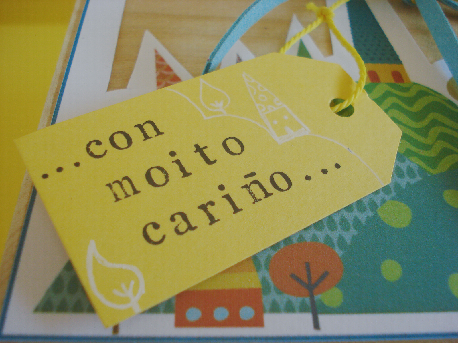 Caja regalo bebé cosmética bio Achégate - Illust. Maria Chiodi Caja regalo bebé cosmética bio Achégate - Illust. Maria Chiodi