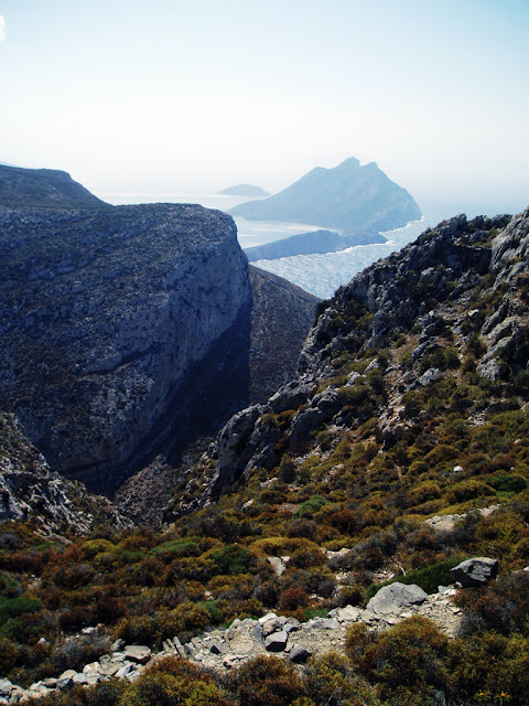Αμοργός - Μονοπάτια..Amorgos Paths Αμοργός - Μονοπάτια..Amorgos Paths
