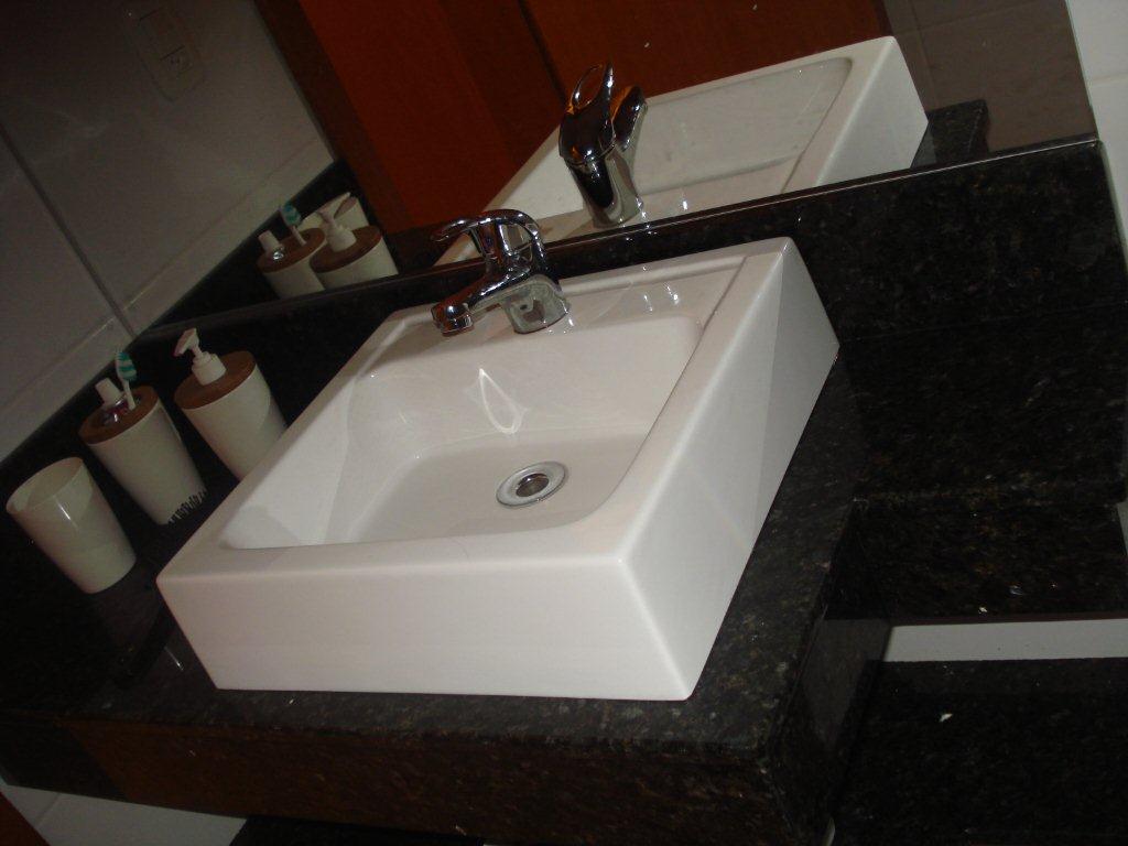 MARMORARIA CARDOZO BANHEIROS, CUBAS DE GRANITO E CUBAS DE FIBRA.