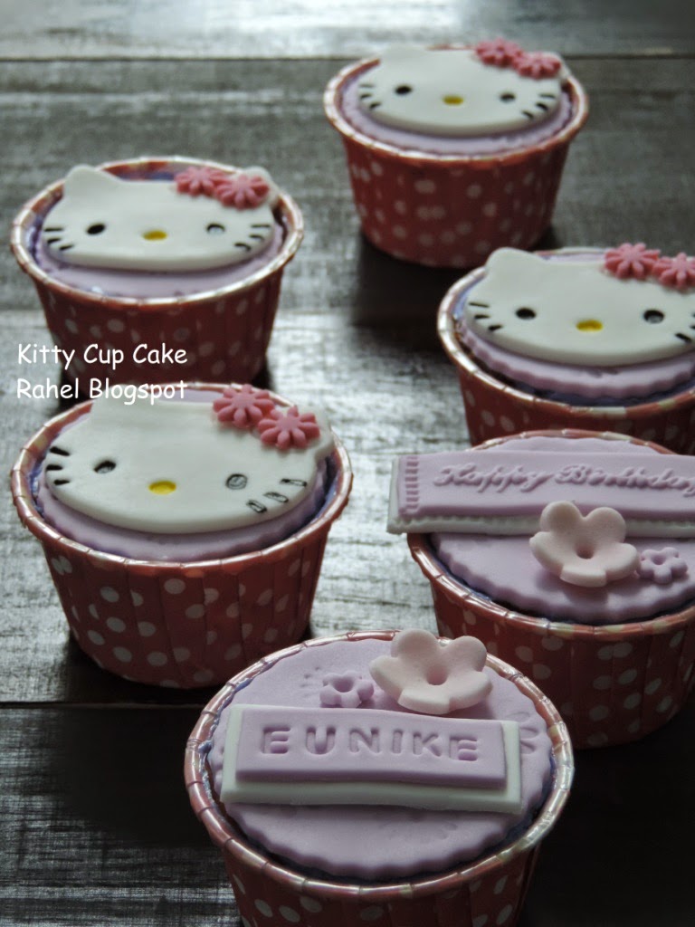 Cup Cake Hello Kitty