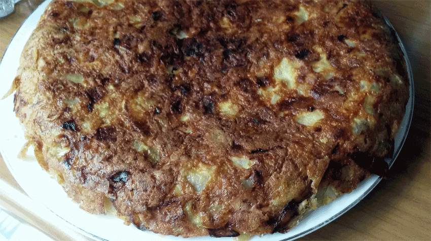 Spanish tortilla based on a "Moro" recipe. Spanish tortilla based on a "Moro" recipe.