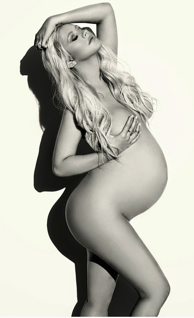 Christina Aguilera quiere quitarse la ropa Christina Aguilera quiere quitarse la ropa