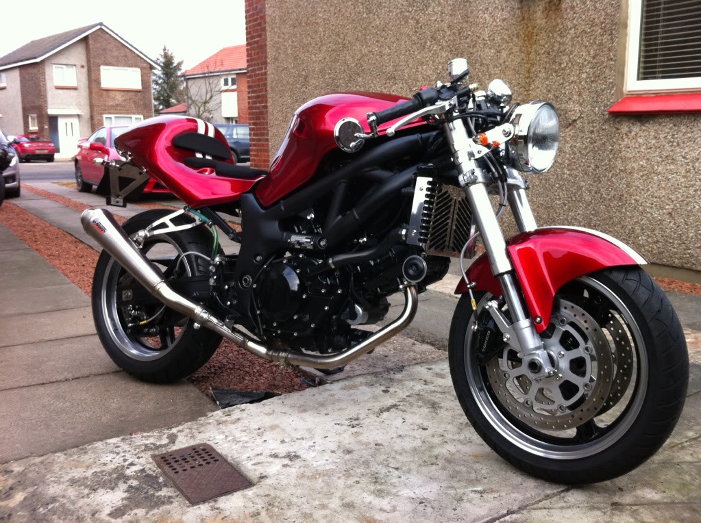 SV650CafeRacer1.jpg