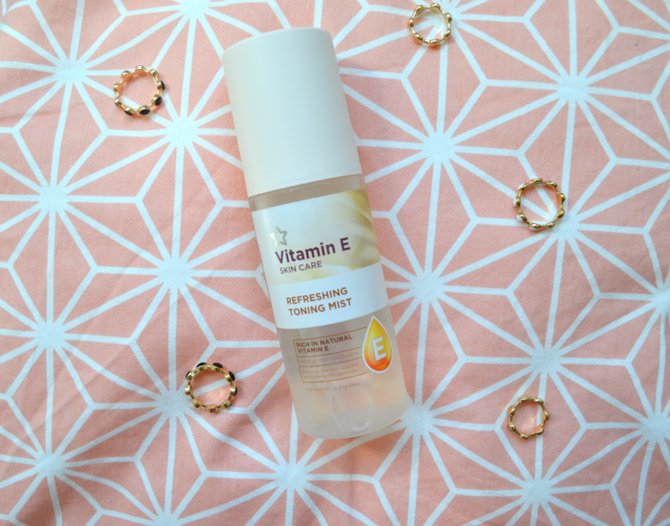 Helen Rambles On Superdrug Vitamin E Refreshing Toning Mist Reviewed!