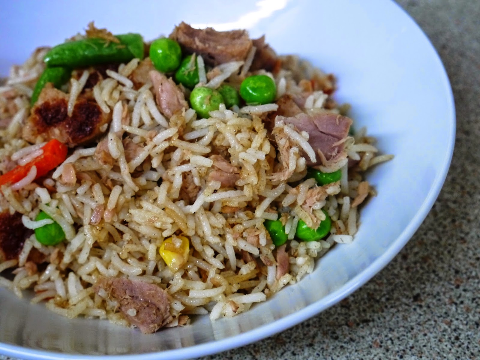 This Muslim Girl Bakes Tuna Fried Rice